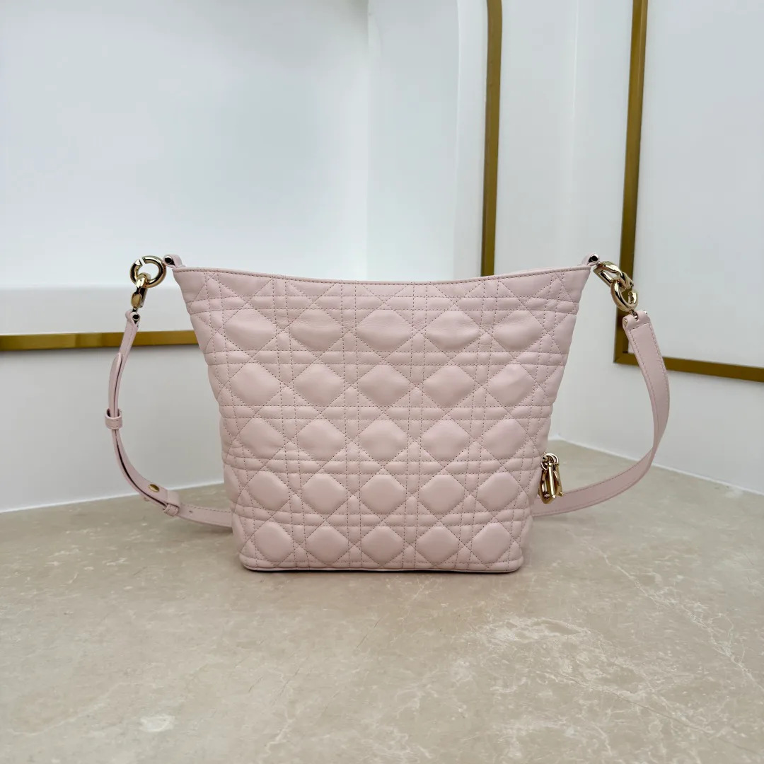 Women's Classic Handbags CHRISTIAN DIOR 18116294