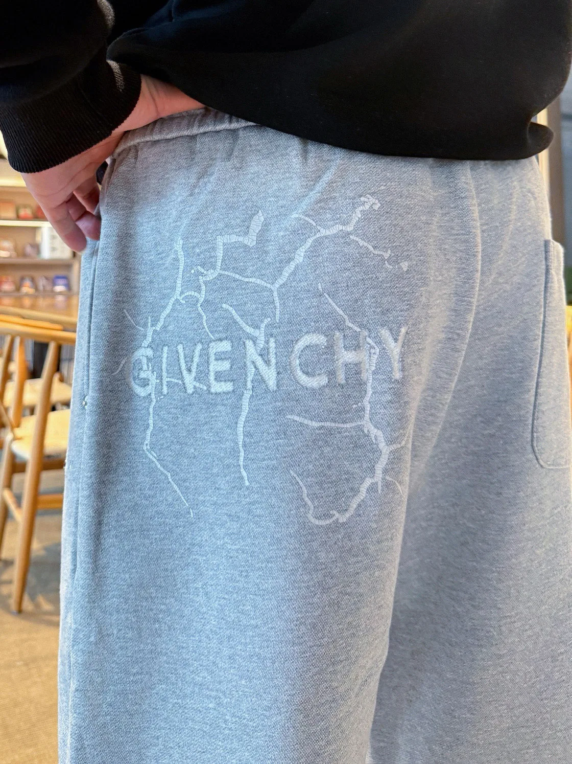 Men's Trousers GIVENCHY 18345770