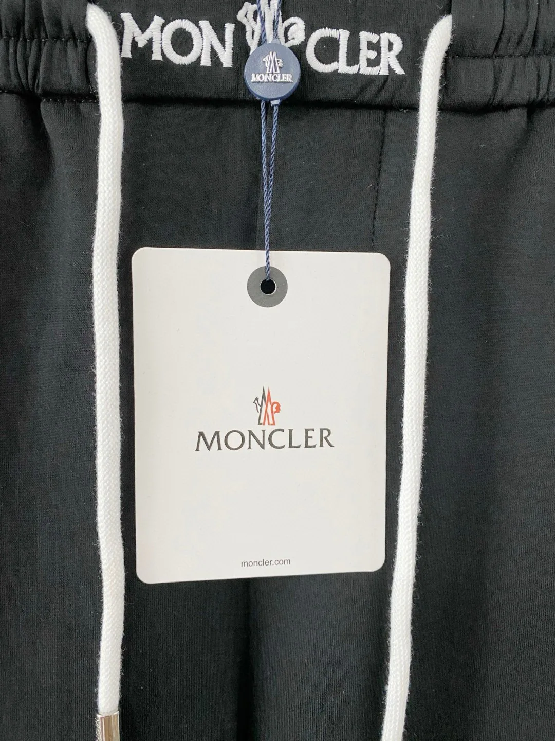 Men's Trousers MONCLER 18296210