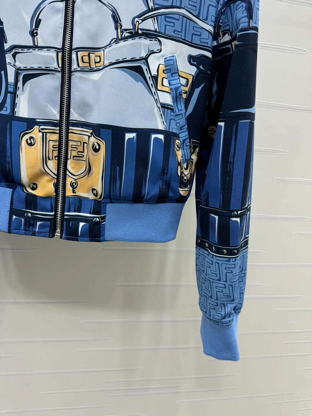 Women's Jackets And Down Jackets FENDI 18333053