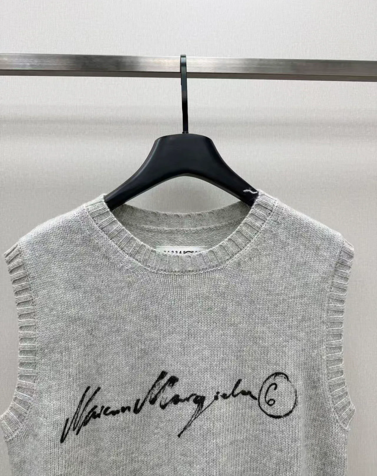 Women's Vests MAISON MARGIELA 18312438
