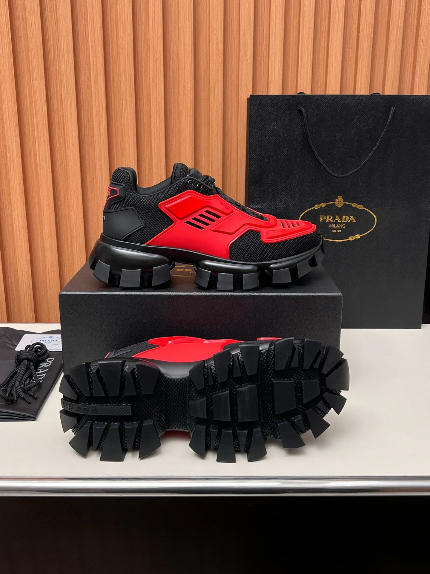 Women's Sneakers PRADA 17955146