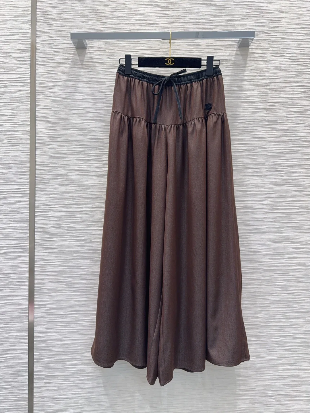 Women's Trousers CHANEL 18305764