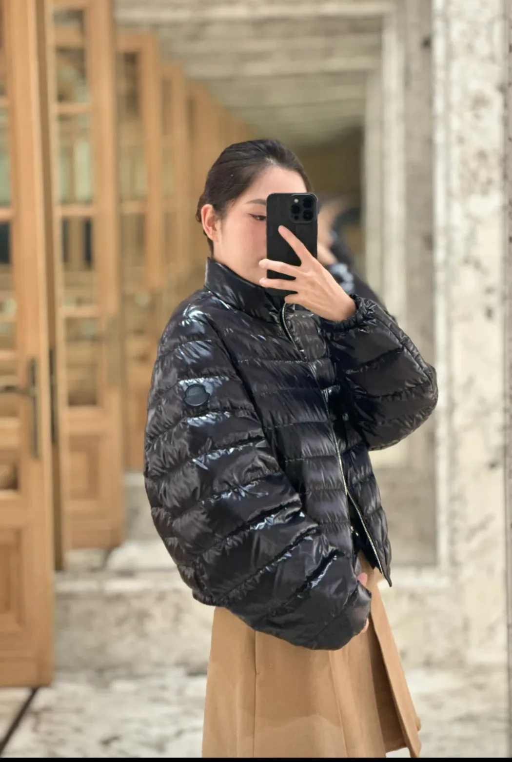 Women's Jackets And Down Jackets MONCLER 17915018