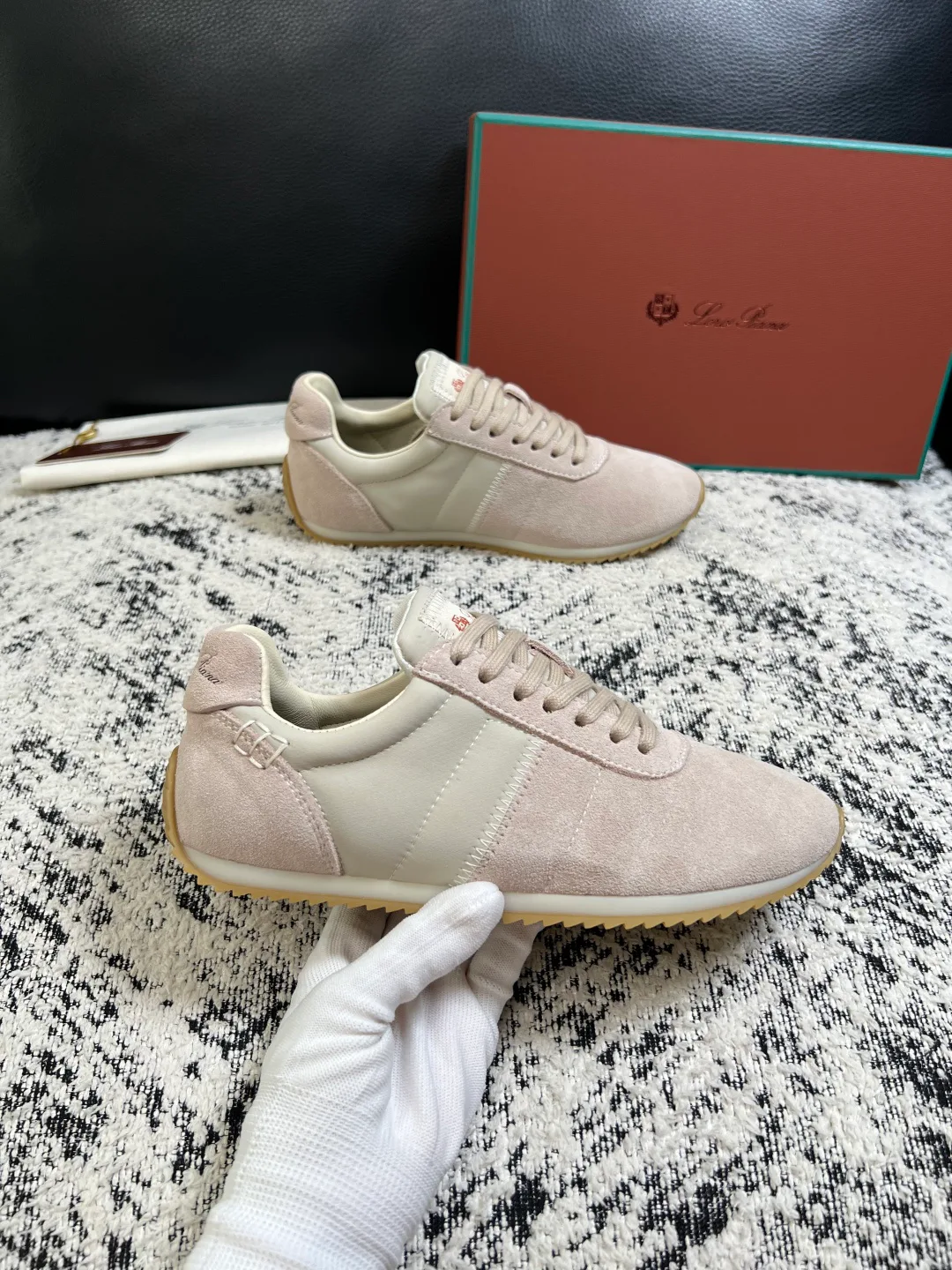 Women's Sneakers LORO PIANA 17715971