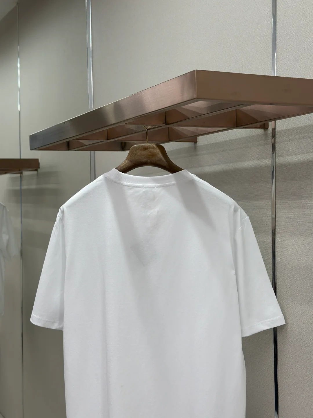 Women's T-Shirts LOEWE 18191137