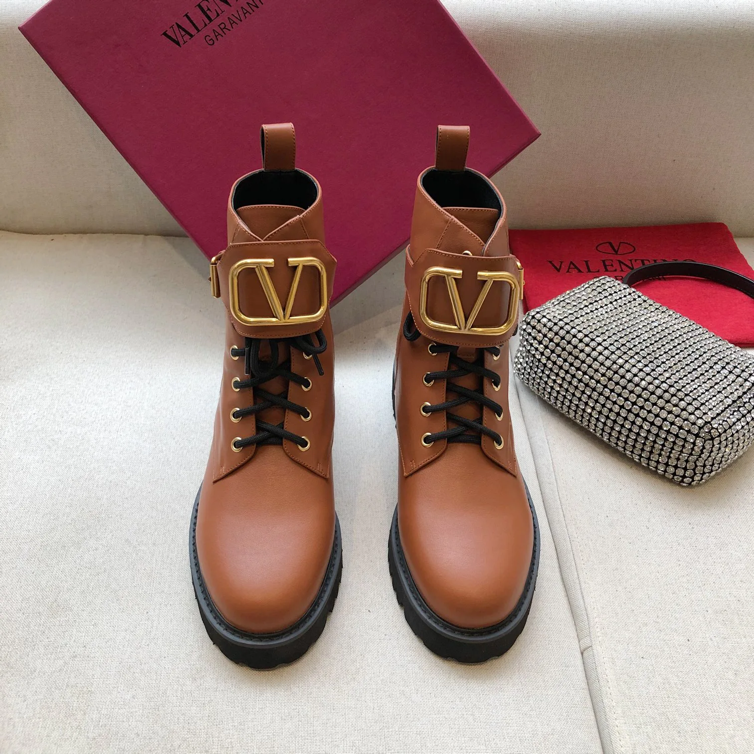 Ботинки Женские Valentino 18616597