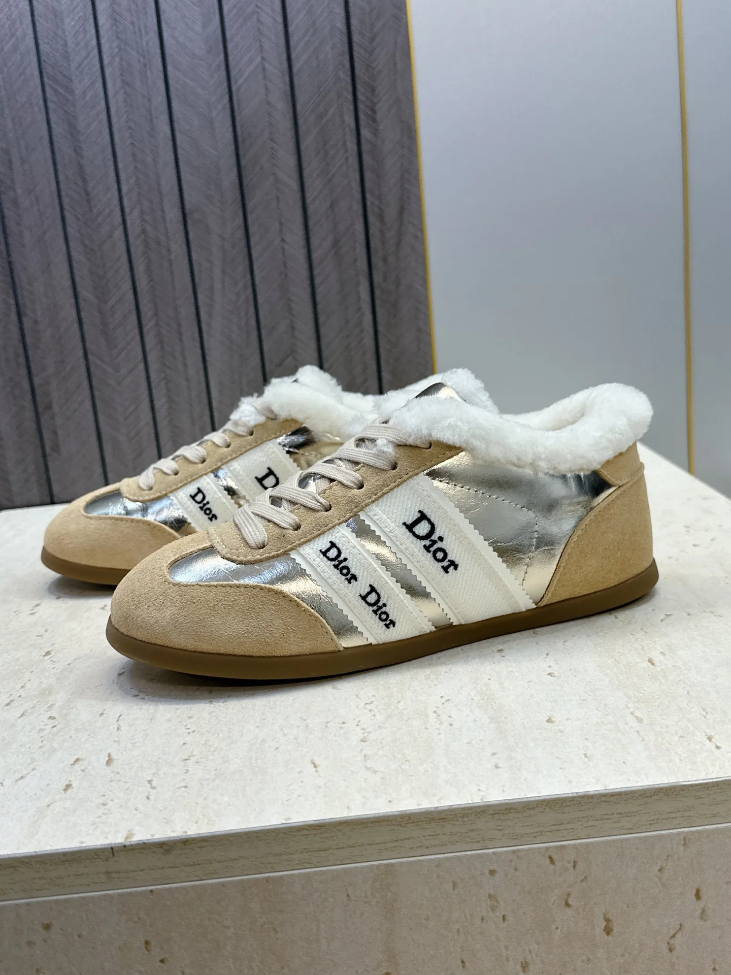 Women's Sneakers CHRISTIAN DIOR 18247828