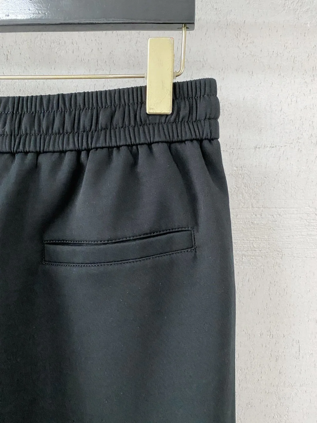 Men's Trousers BURBERRY 18296214