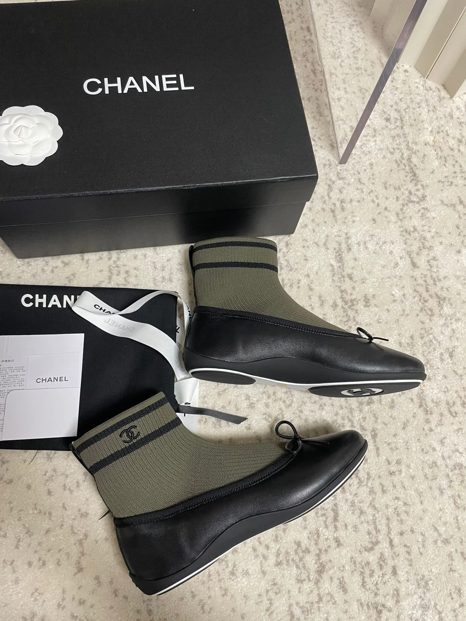 Women's Ballet Flats CHANEL 17946653