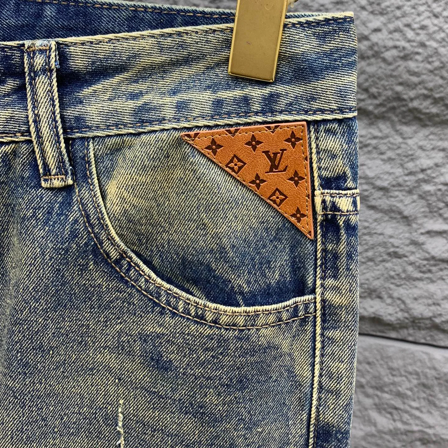 Men's Jeans LOUIS VUITTON 18296277