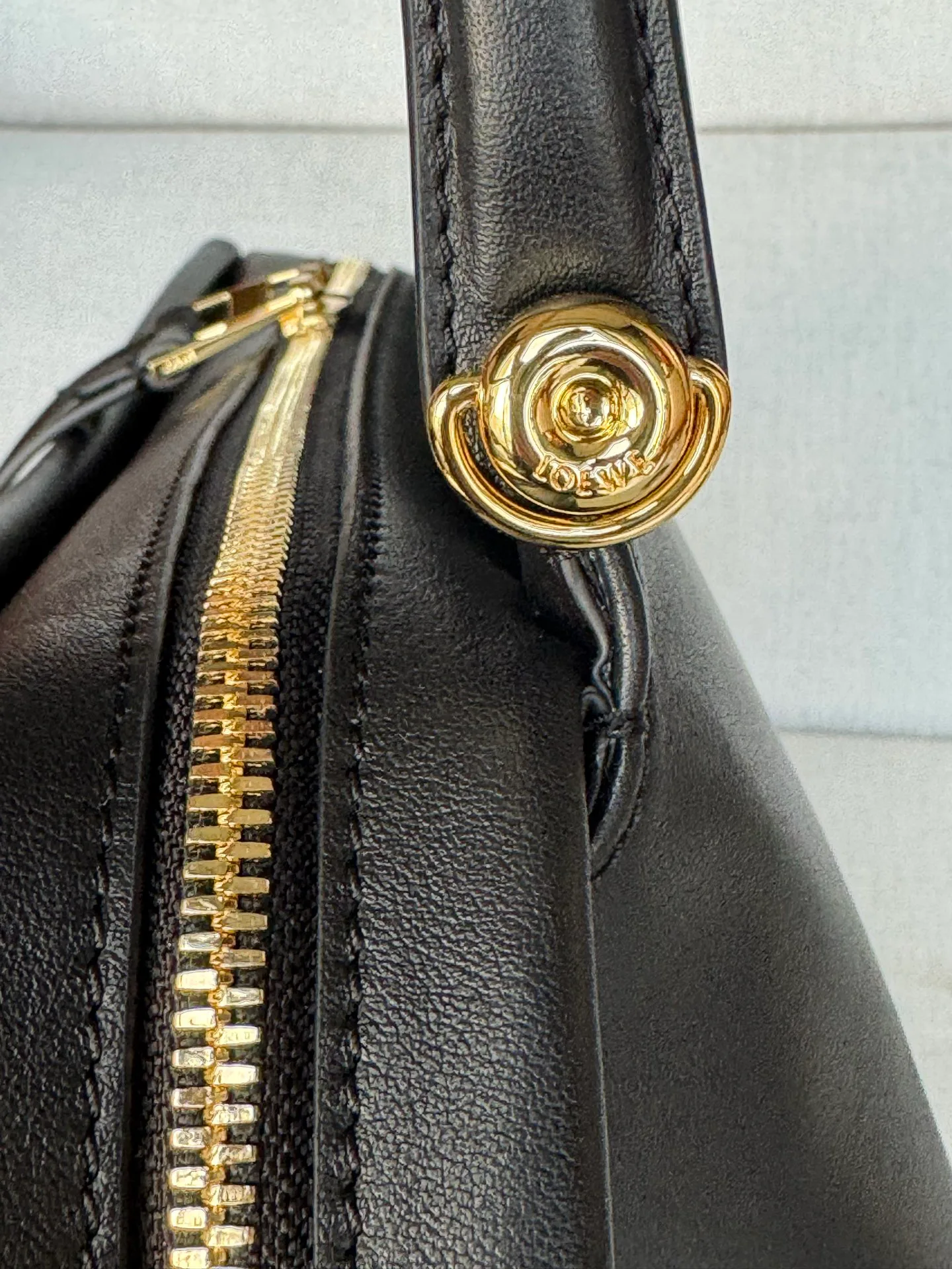 Классические Сумки Женские Loewe 18684085