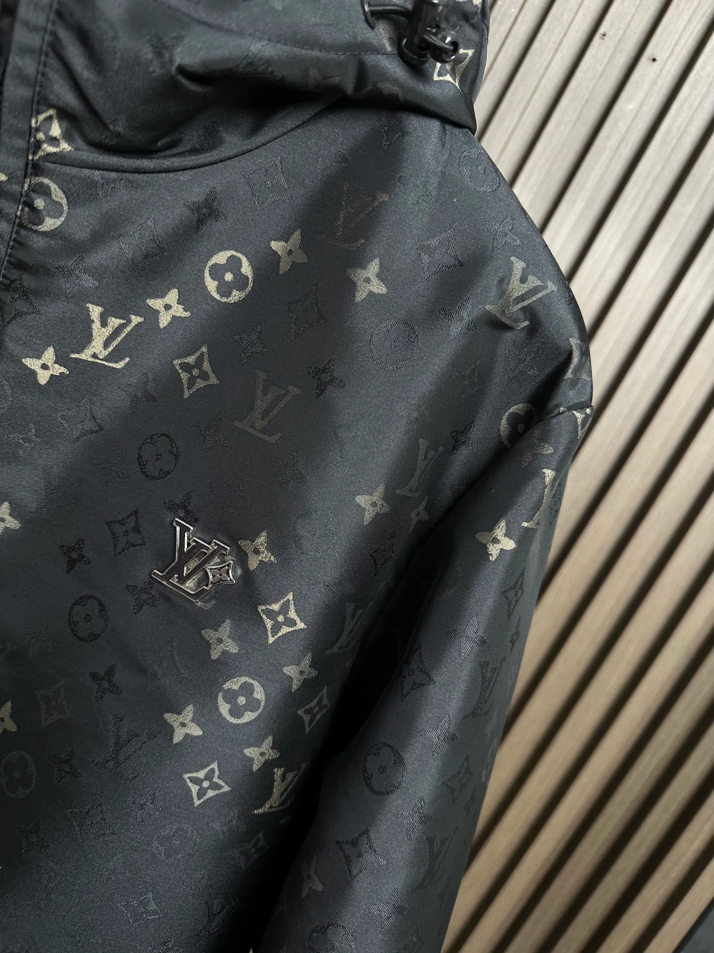 Men's Jackets And Down Jackets LOUIS VUITTON 18109849