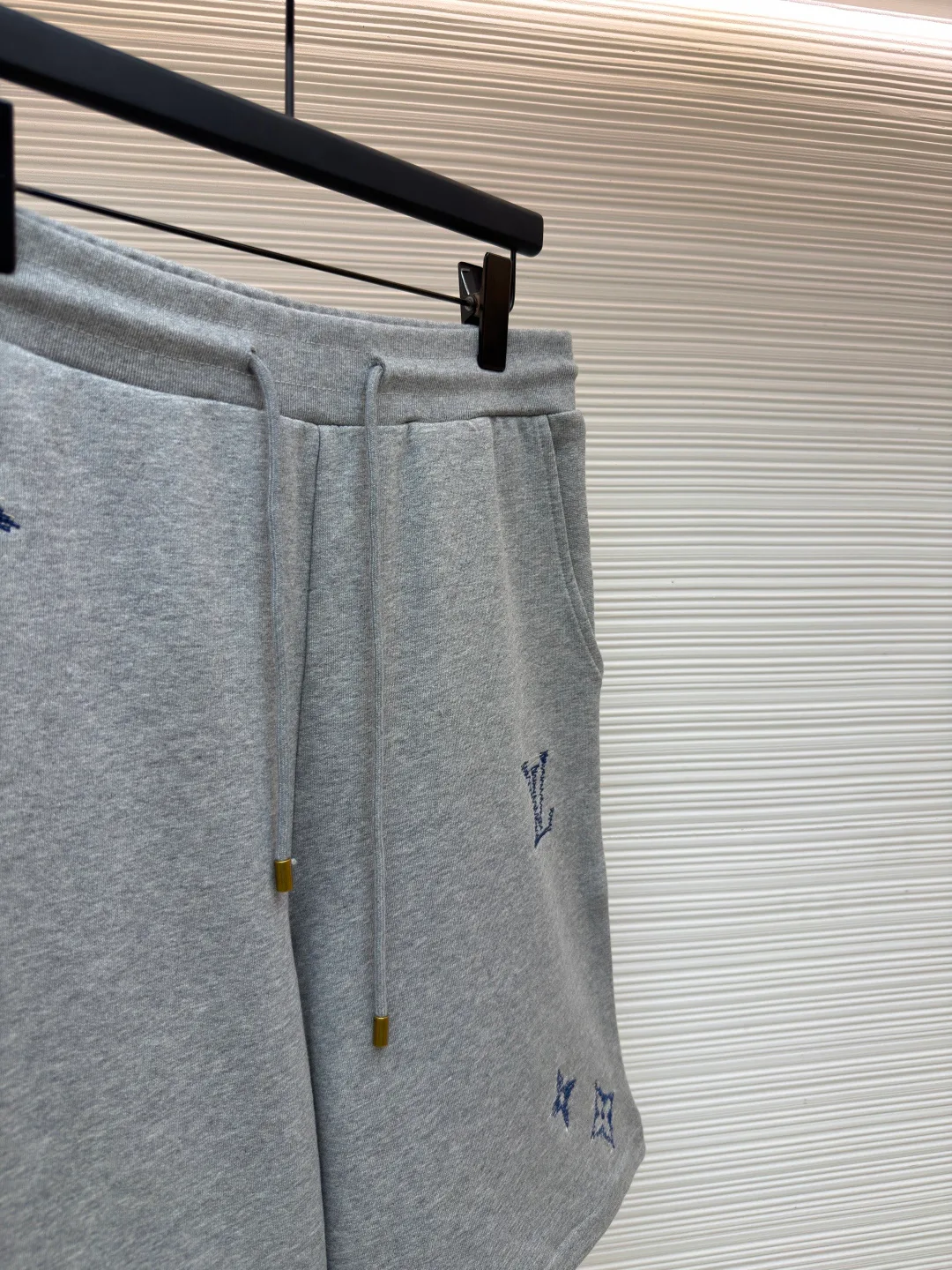 Men's Shorts LOUIS VUITTON 16991153