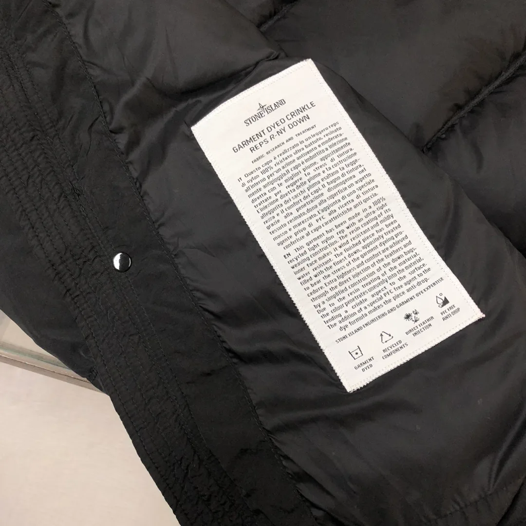 Women's Jackets And Down Jackets STONE ISLAND 18002084