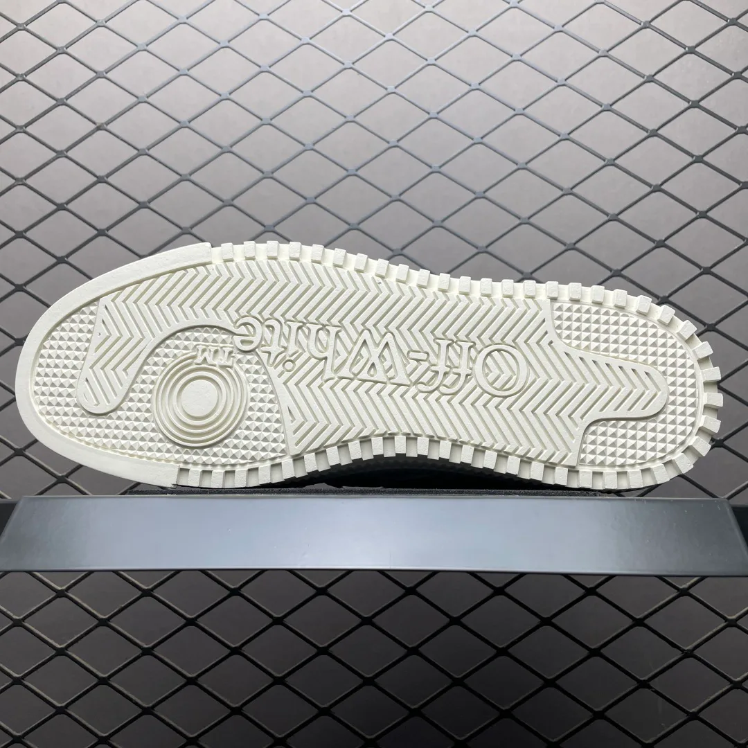 Women's Sneakers OFF-WHITE 17843233