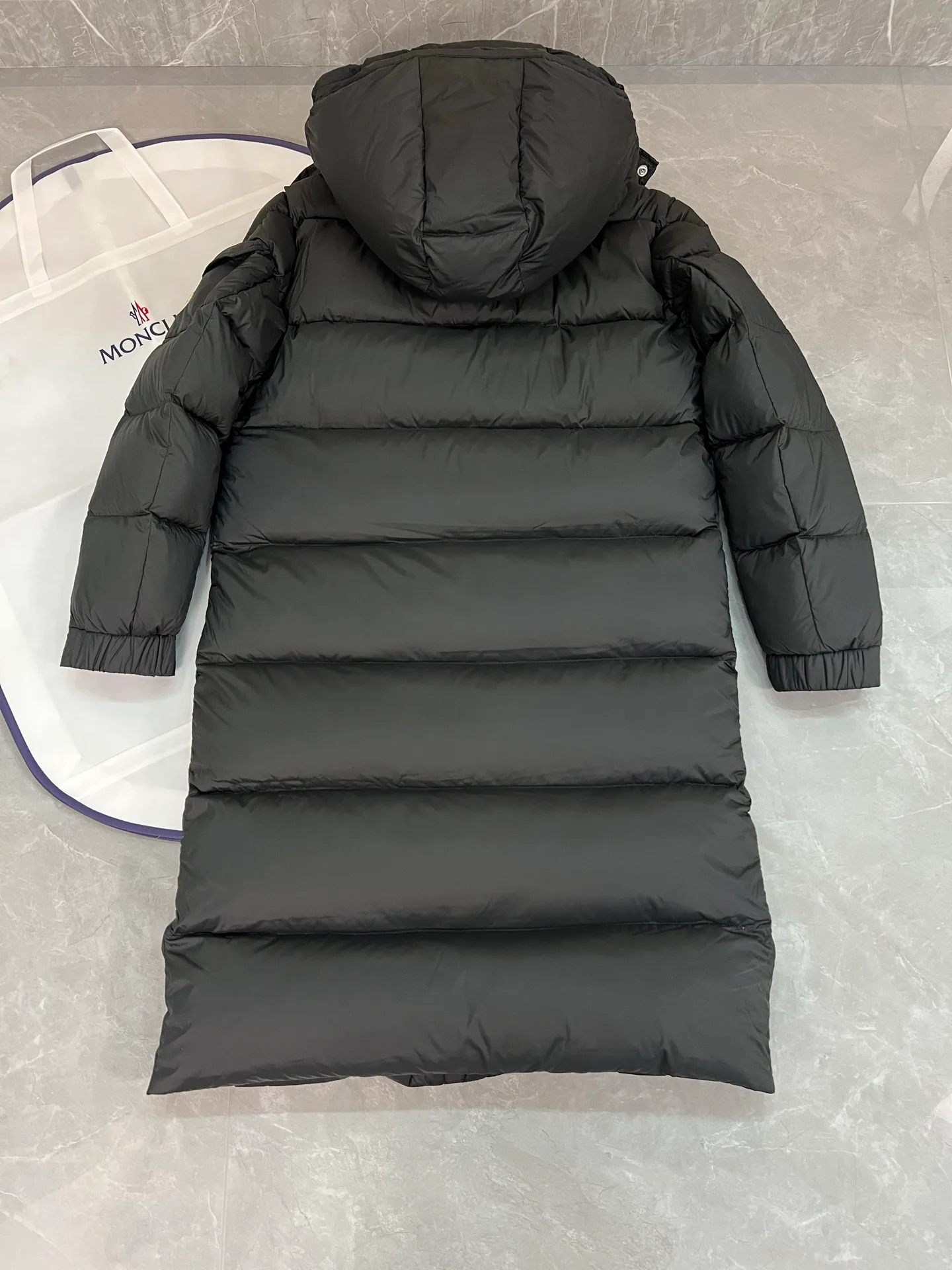 Куртки И Пуховики Женские Moncler 18599881