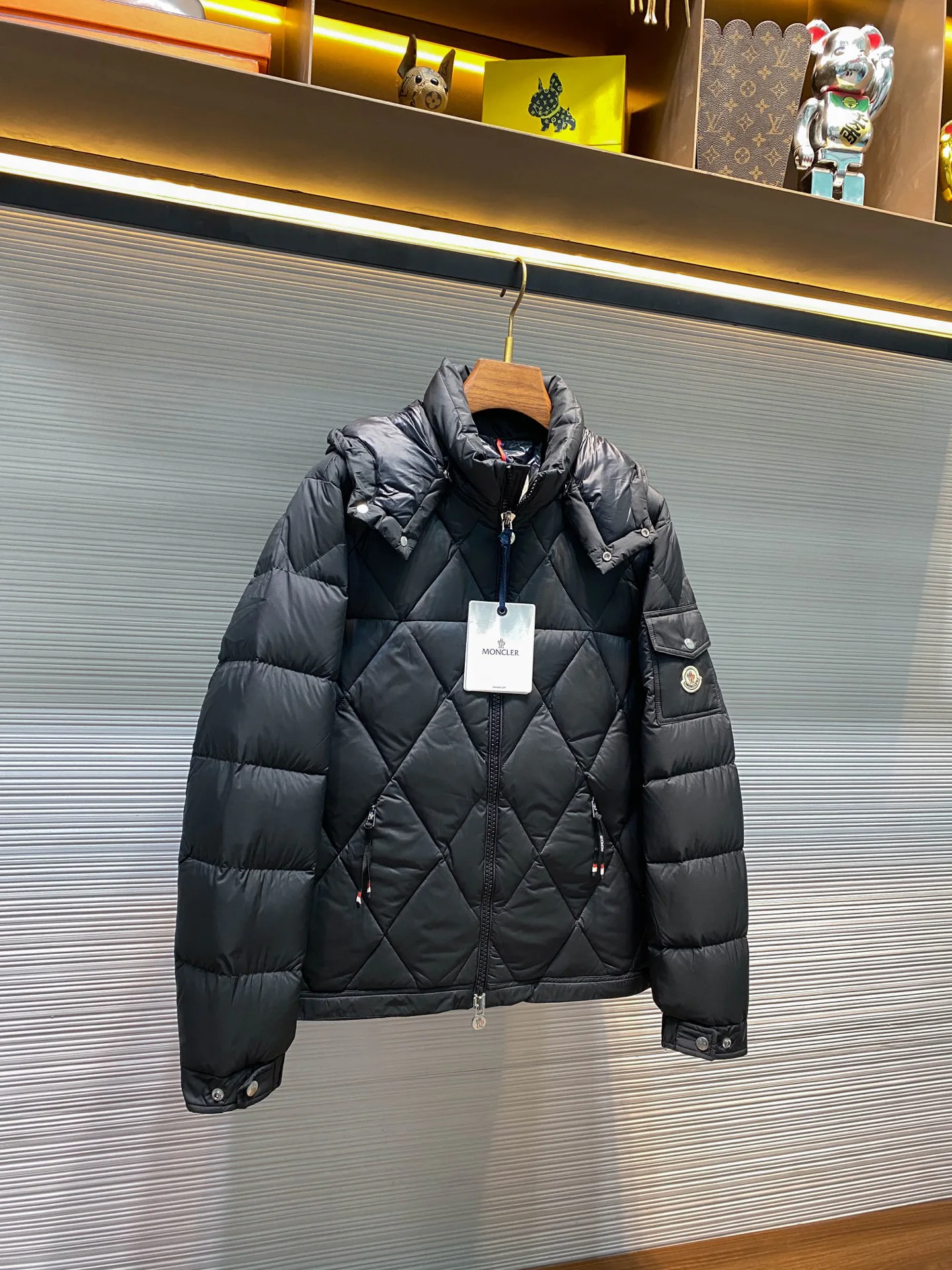 Куртки И Пуховики Мужские Moncler 18596789