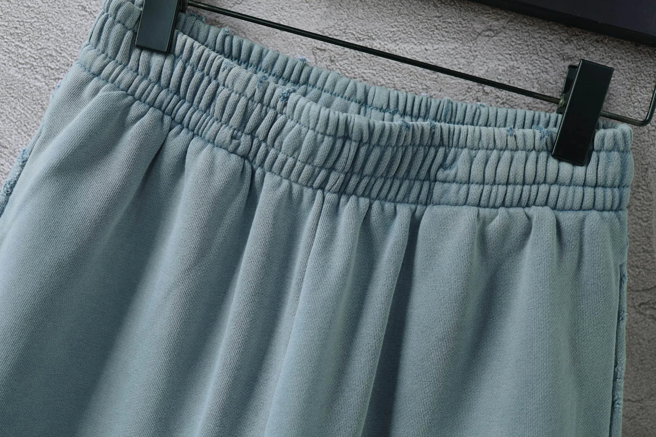 Men's Shorts BALENCIAGA 17811626