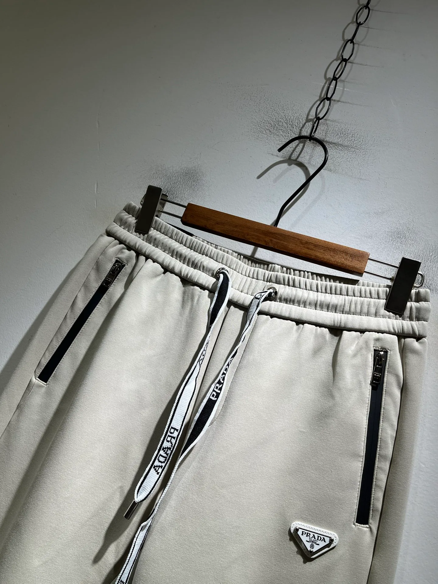 Men's Trousers PRADA 18343132