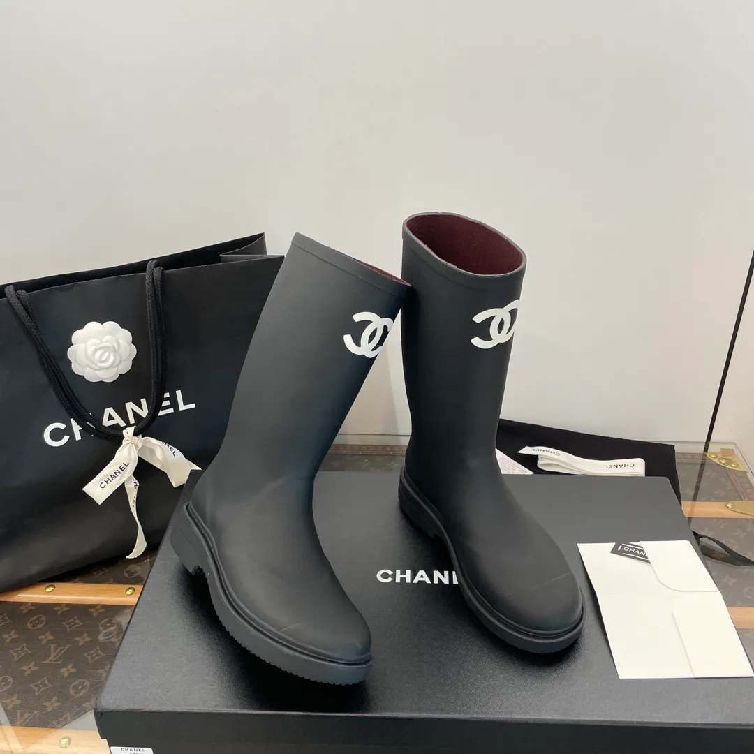Women's Boots CHANEL 18409813
