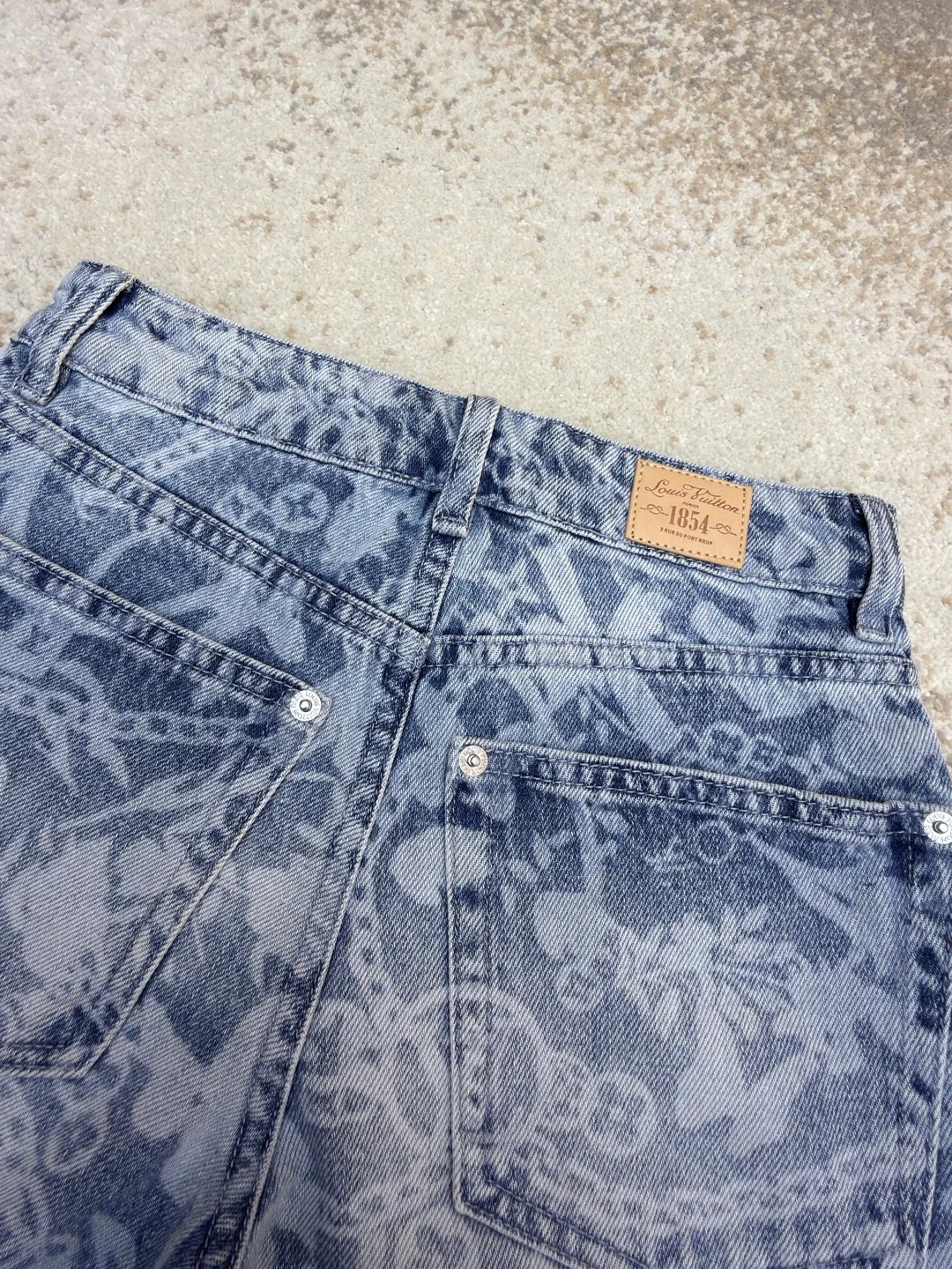 Men's Jeans LOUIS VUITTON 17740837