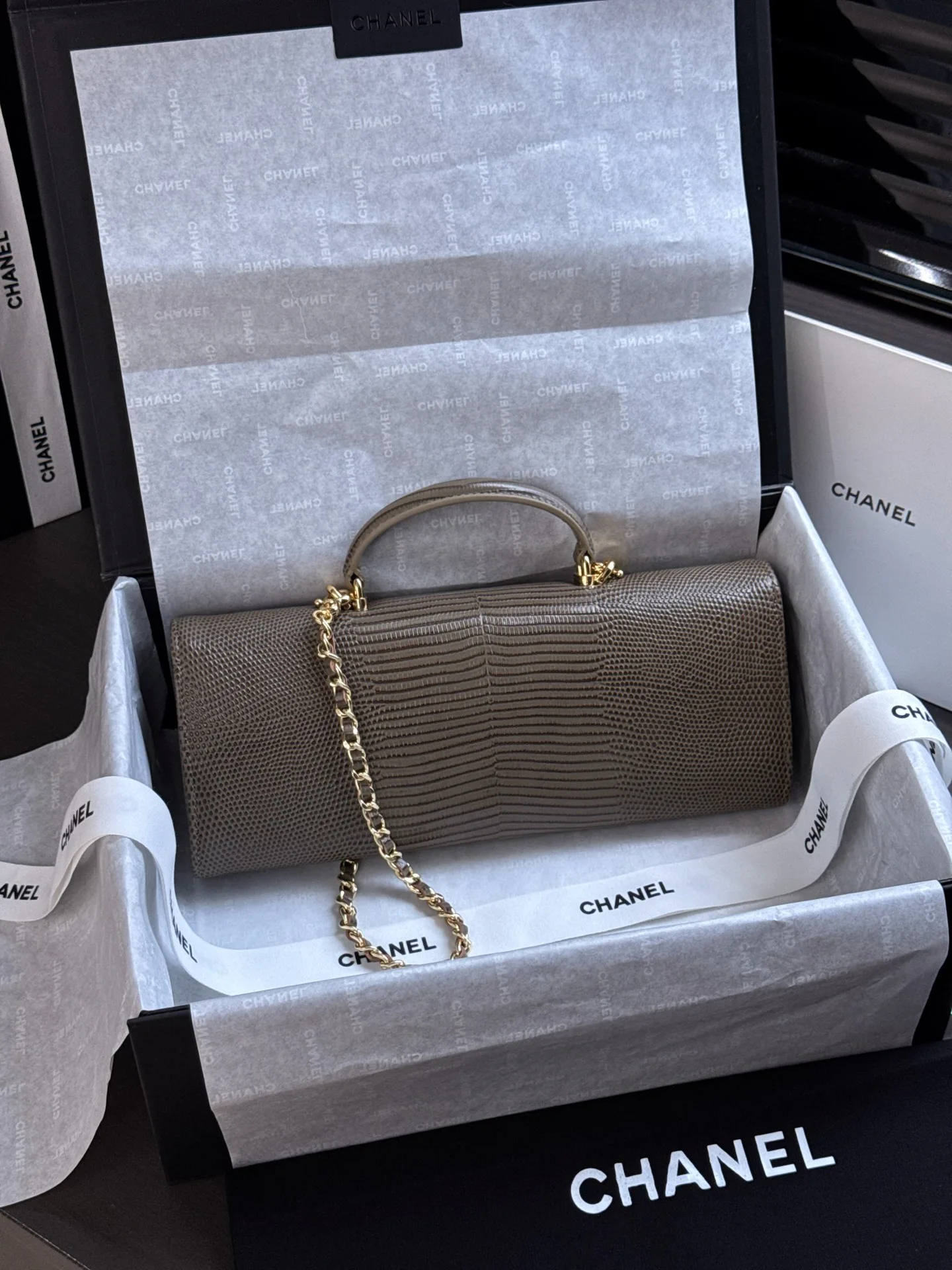 Women's Classic Handbags CHANEL 18065618