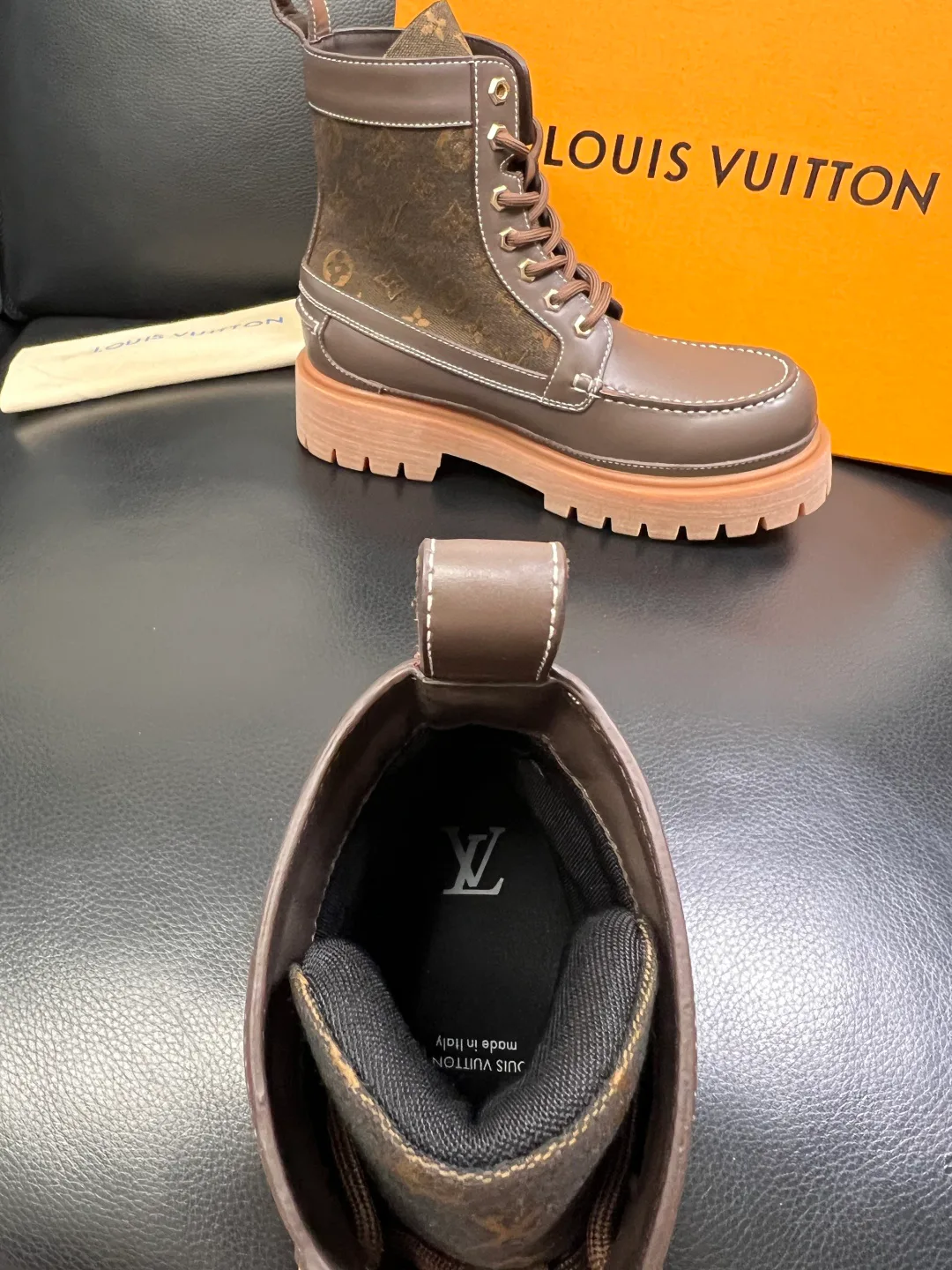 Men's Ankle Boots LOUIS VUITTON 18417485