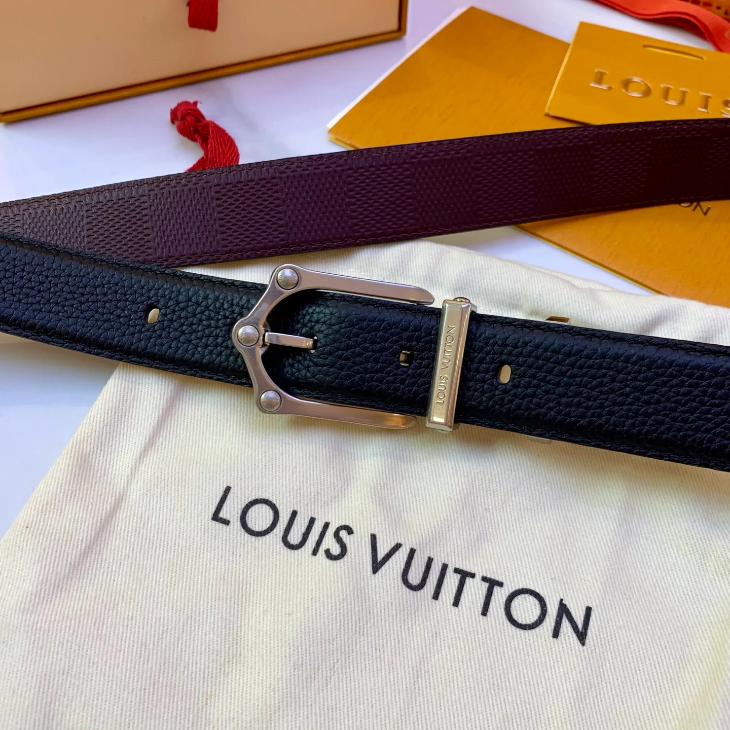 Belts LOUIS VUITTON 17638910