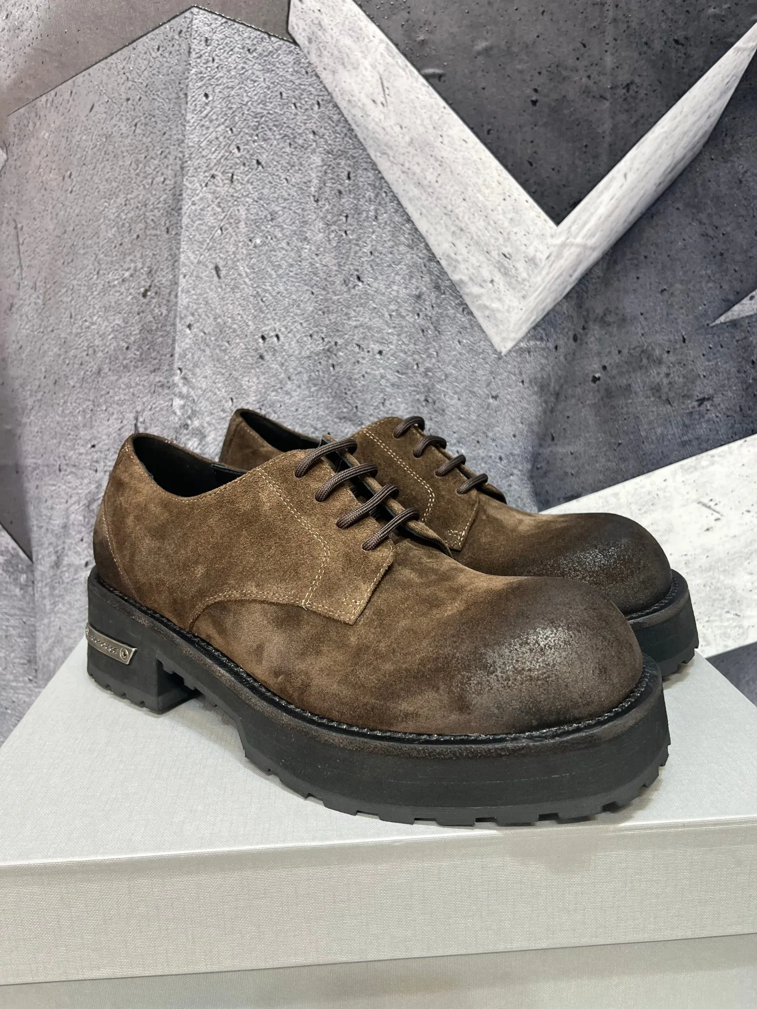 Men's Loafers And Dress Shoes BALENCIAGA 17962248