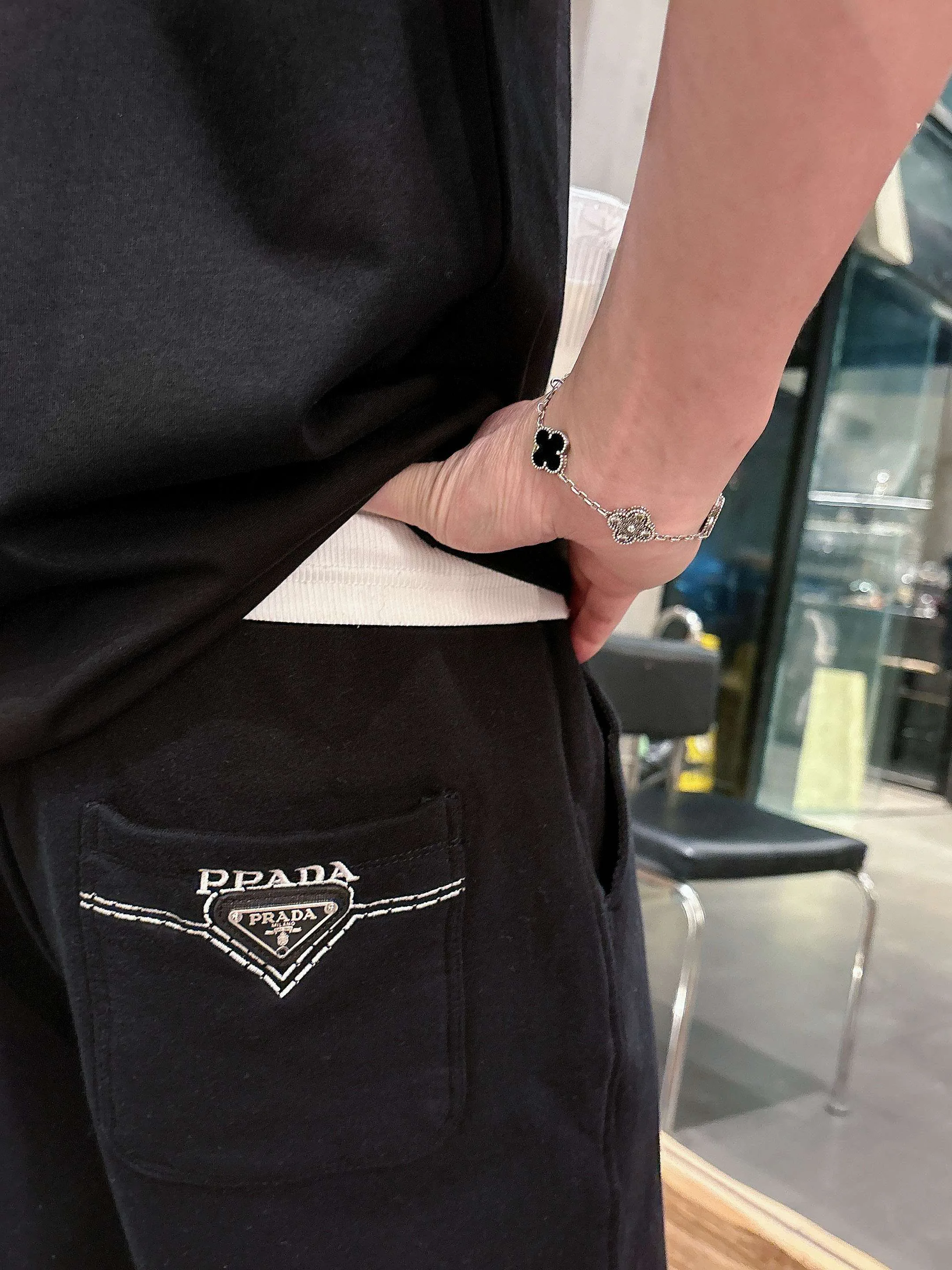 Men's Shorts PRADA 17468338