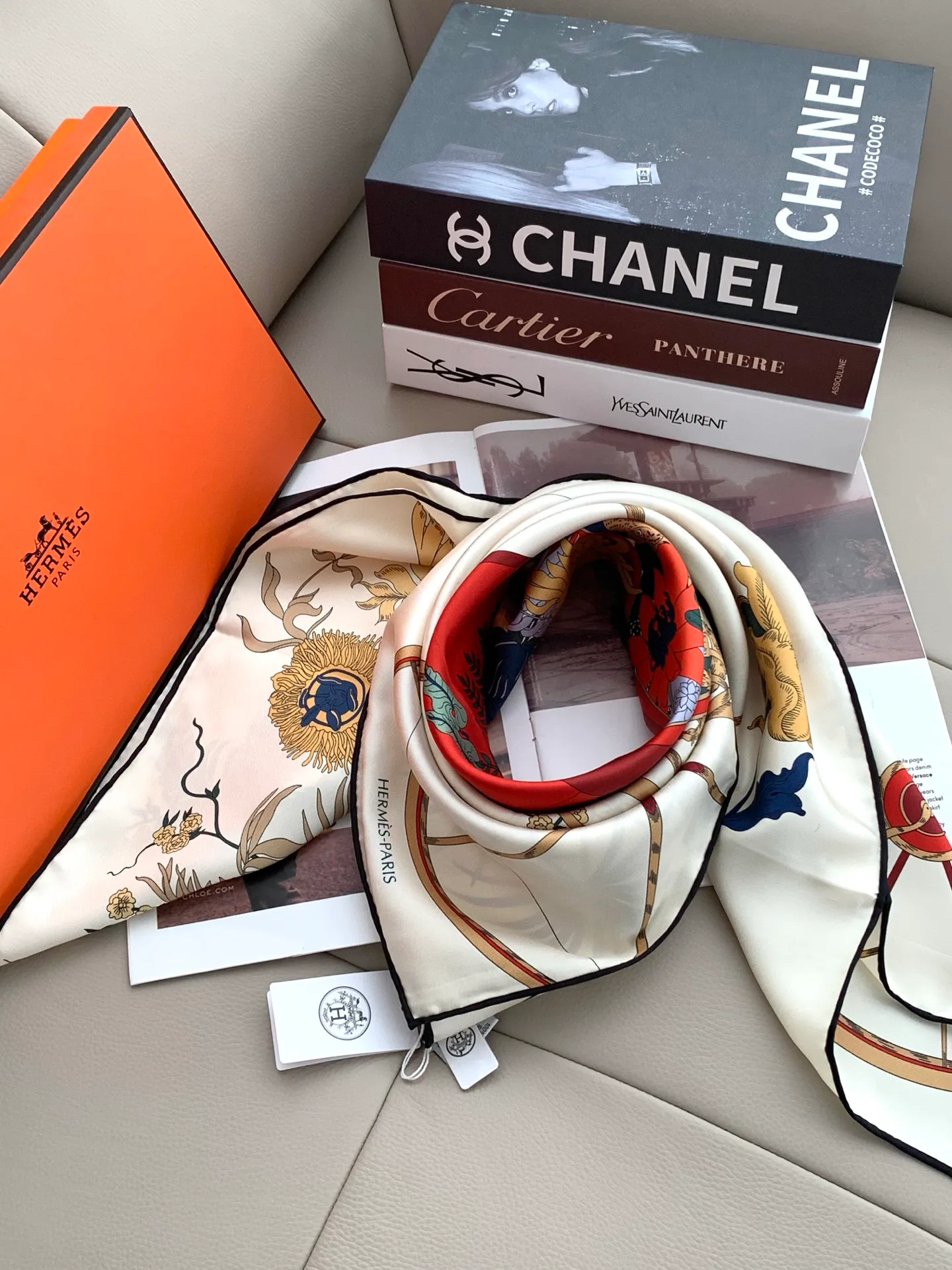 Silk Scarves HERMES 18476558