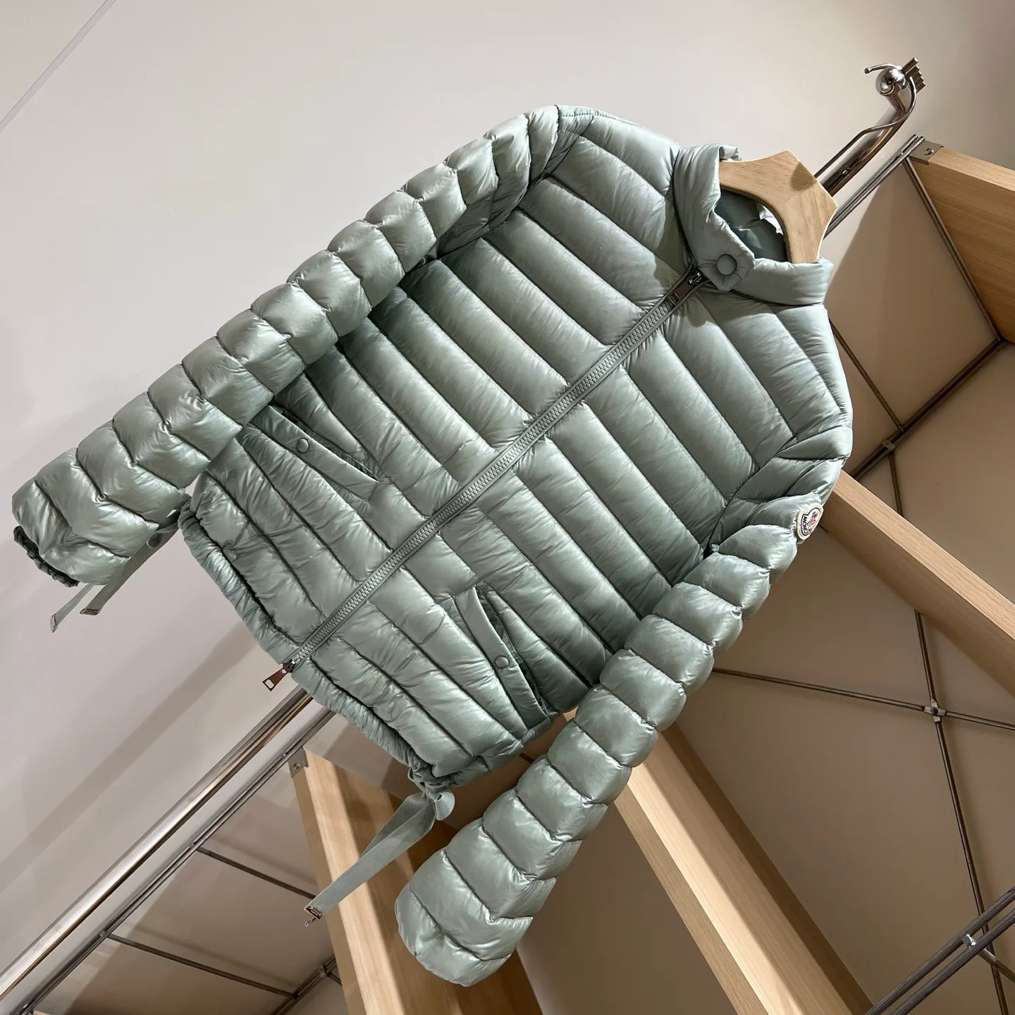 Women's Jackets And Down Jackets MONCLER 17812073