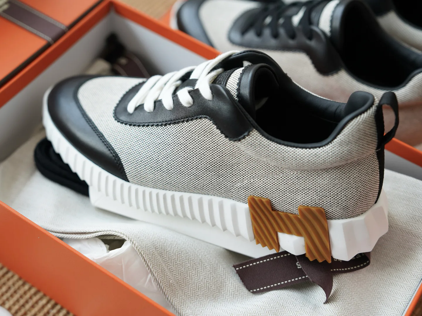 Men's Sneakers HERMES 18290686