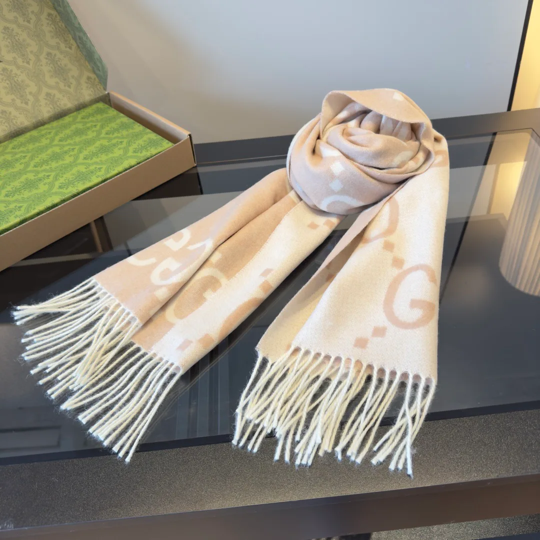 Scarves GUCCI 17896035