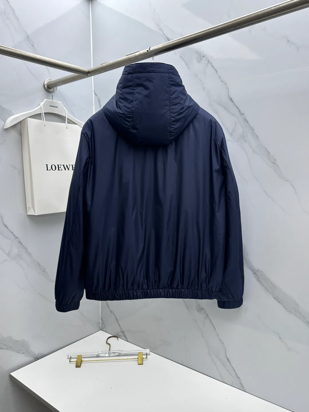 Куртки И Пуховики Мужские Moncler 18596986