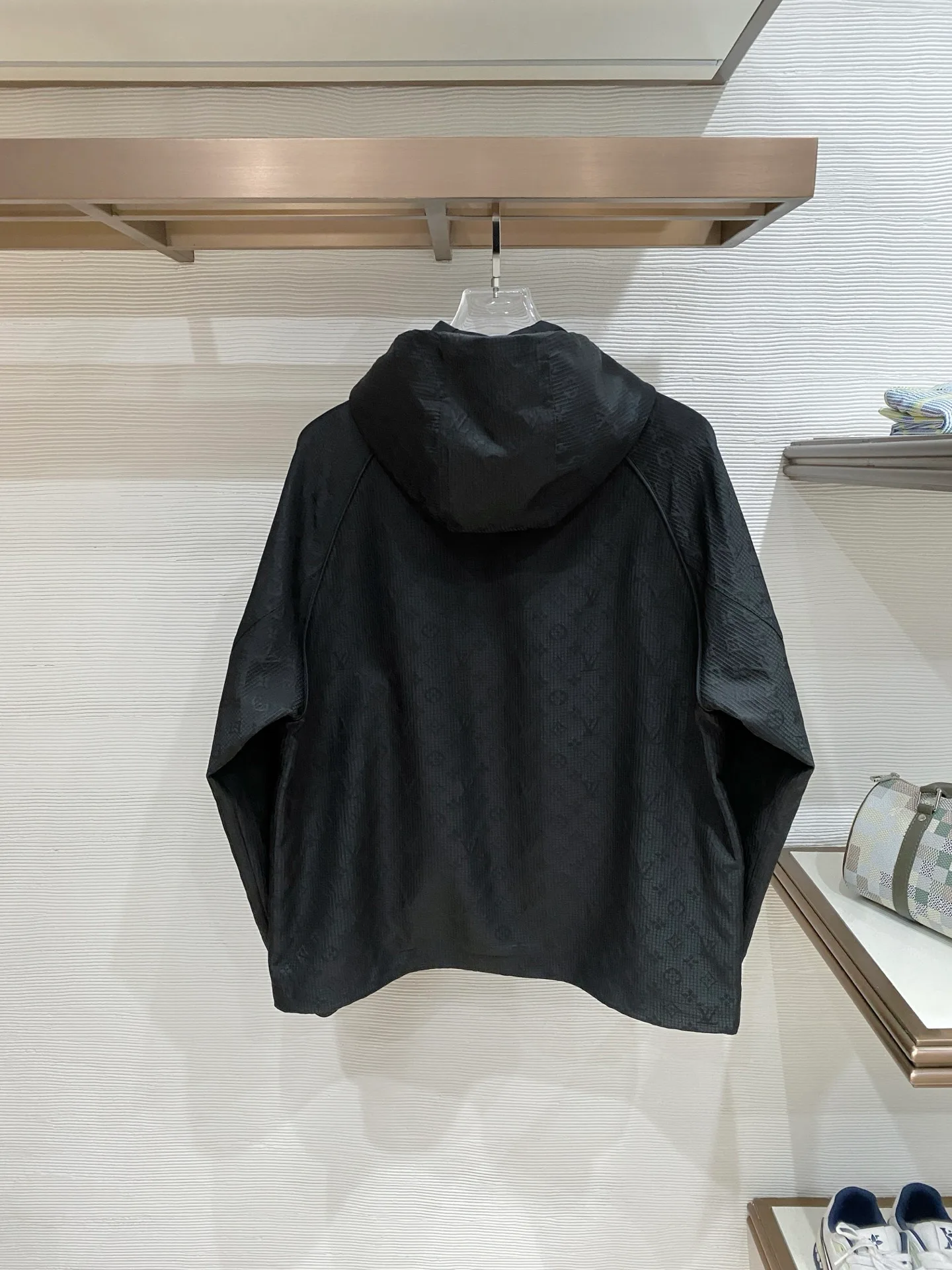Men's Jackets And Down Jackets LOUIS VUITTON 18140559