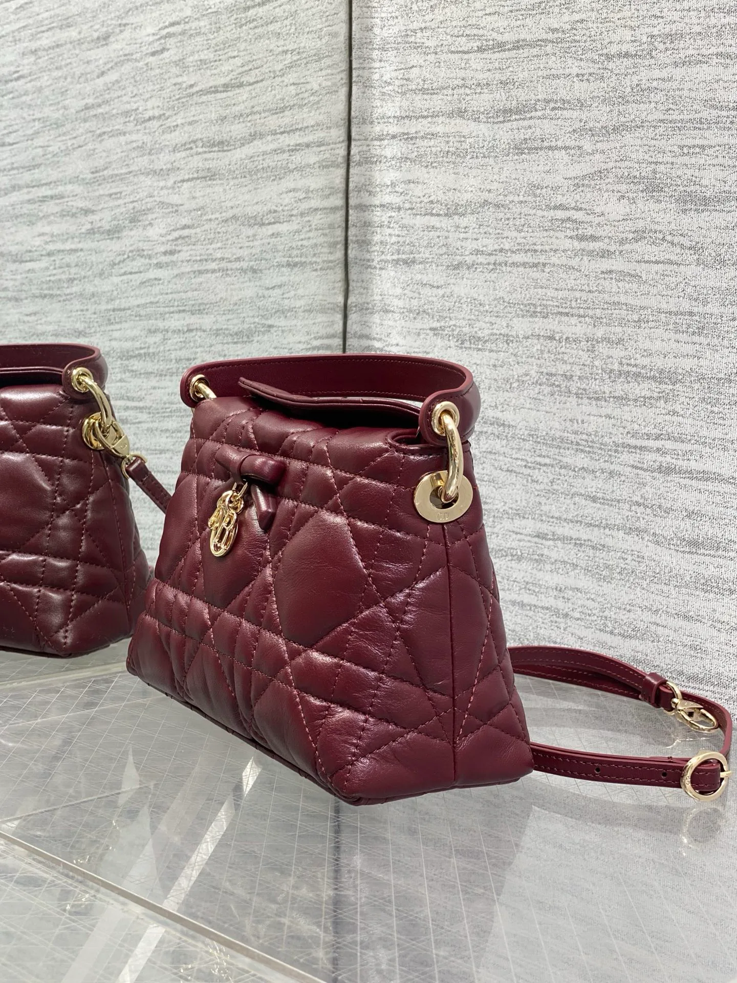 Women's Classic Handbags CHRISTIAN DIOR 18341388