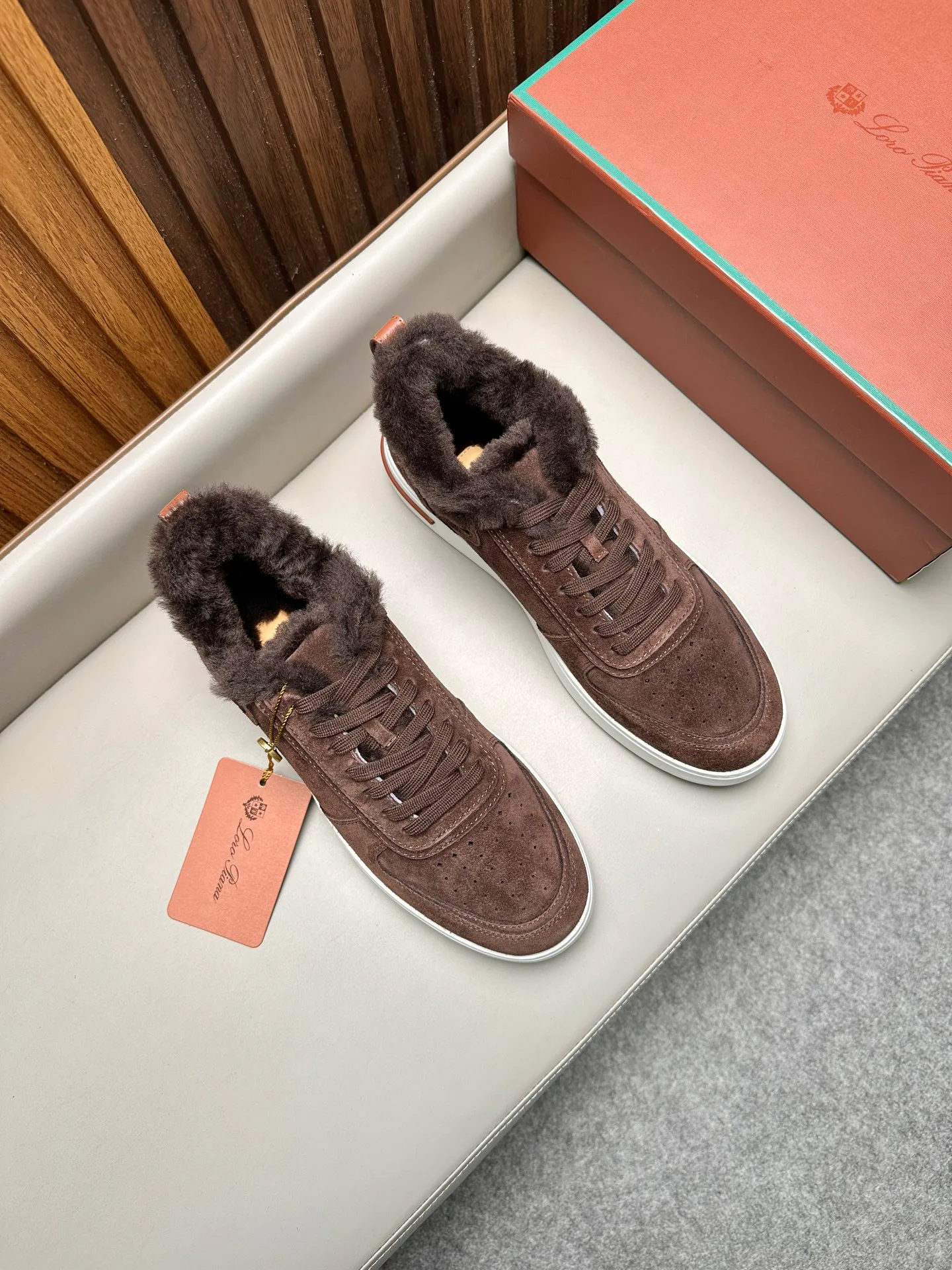 Men's Sneakers LORO PIANA 18468323