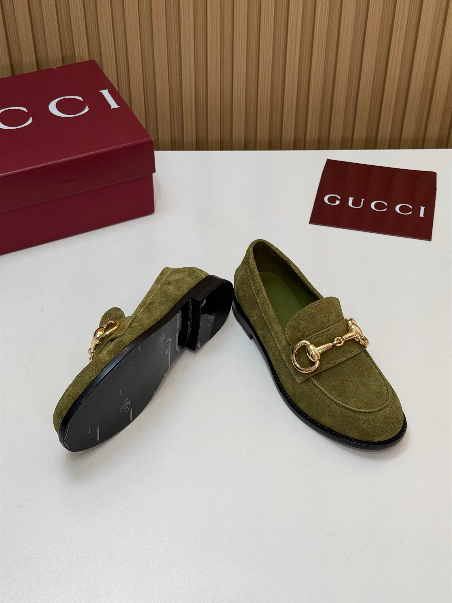 Women's Loafers And Moccasins GUCCI 18152956