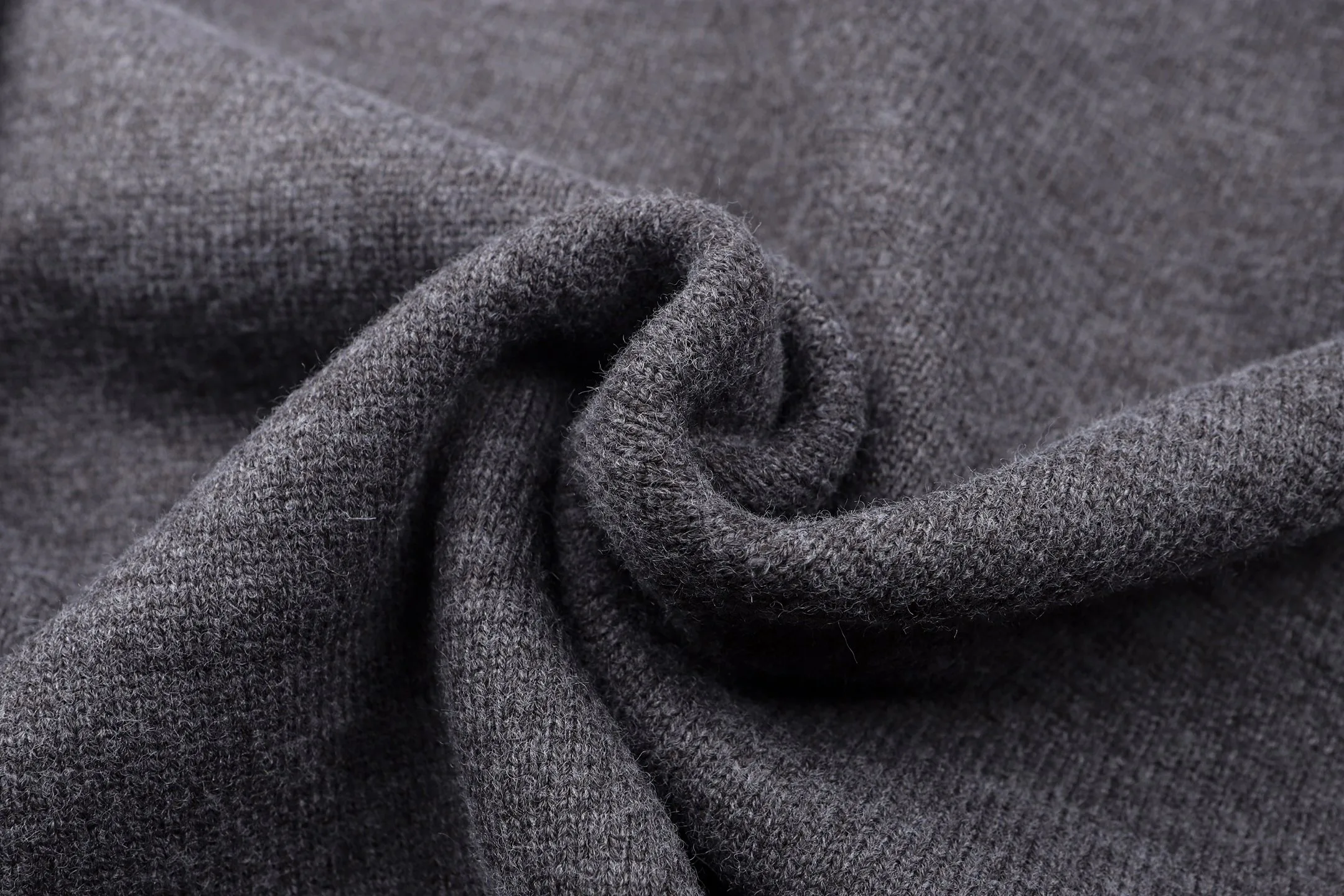 Men's Jumpers And Sweaters AMI PARIS 18073844