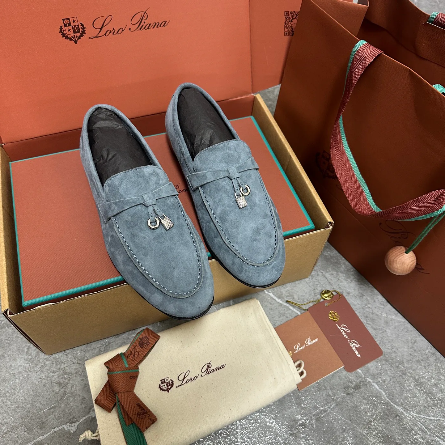Men's Loafers And Dress Shoes LORO PIANA 17787177