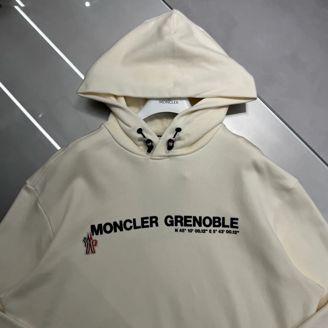 Men's Sweatshirts And Hoodies MONCLER 17502191