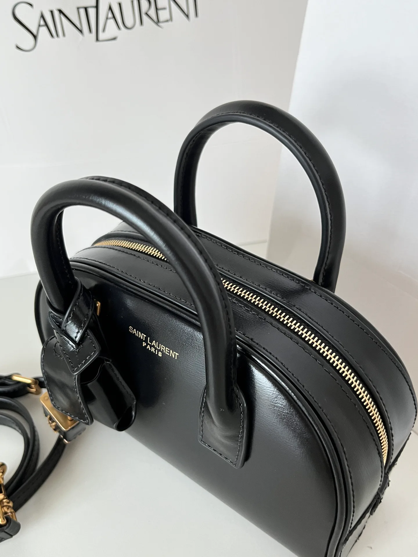 Классические Сумки Женские Saint Laurent 18610964