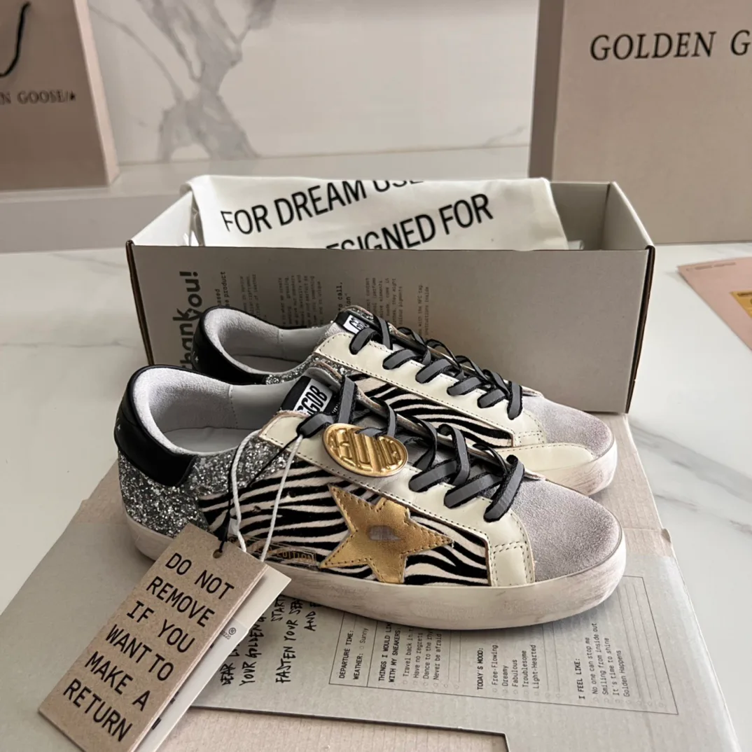 Women's Sneakers GOLDEN GOOSE 16995658
