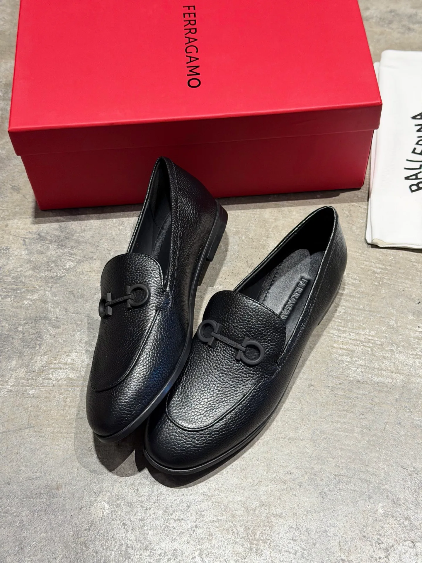 Women's Loafers And Moccasins SALVATORE FERRAGAMO 17642563