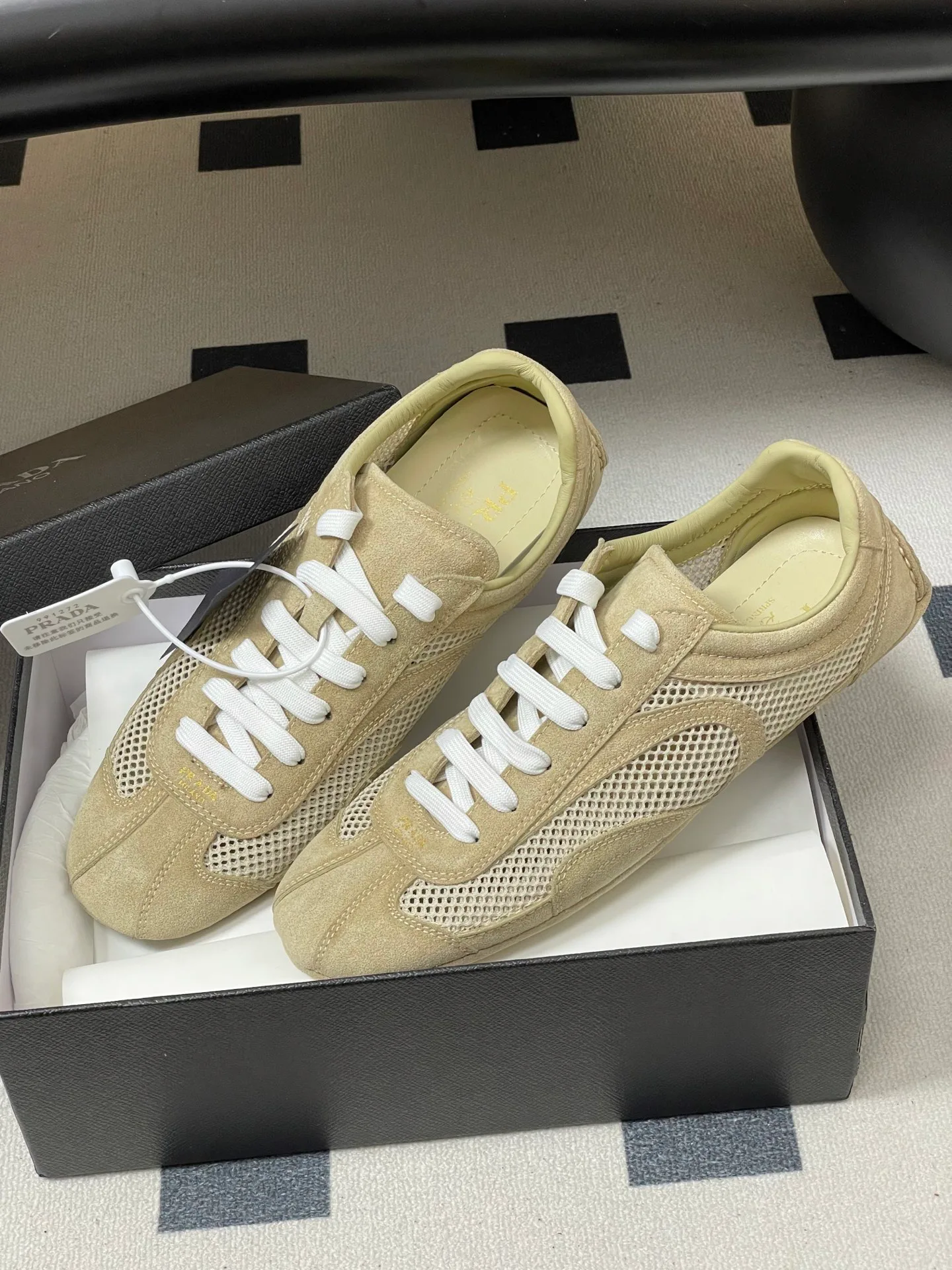 Women's Sneakers PRADA 18492564