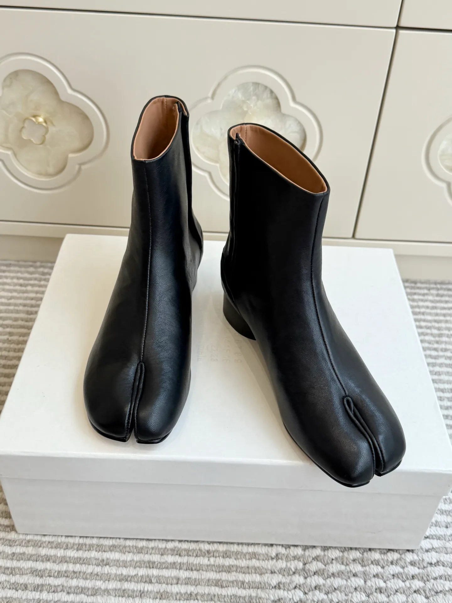 Women's Booties MAISON MARGIELA 18261202