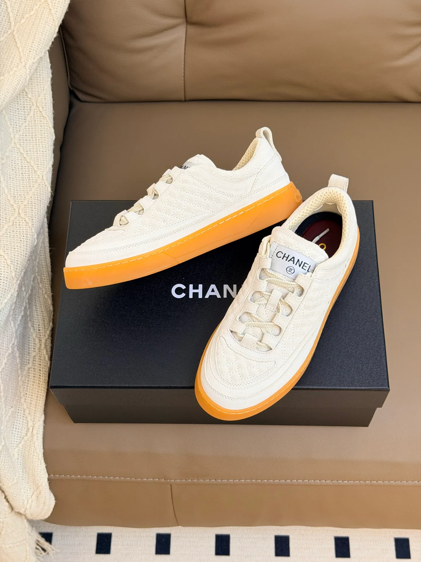 Women's Sneakers CHANEL 17510622