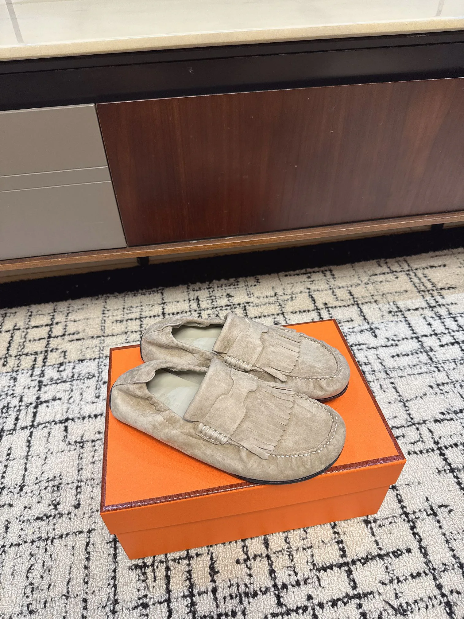 Women's Loafers And Moccasins HERMES 18142352